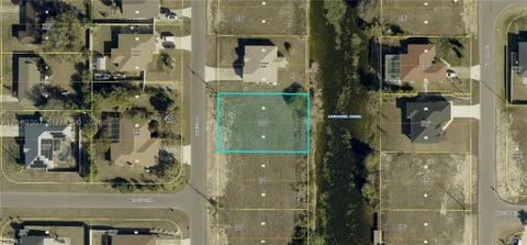 Real estate property located at 1327 13th Pl, Lee, Cape Coral, Cape Coral, FL