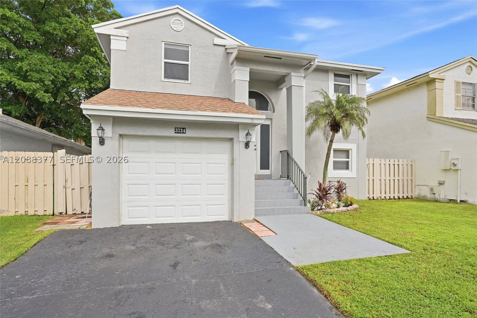 Real estate property located at 3724 107th Ter, Broward, Welleby Nw Quadrant, Sunrise, FL