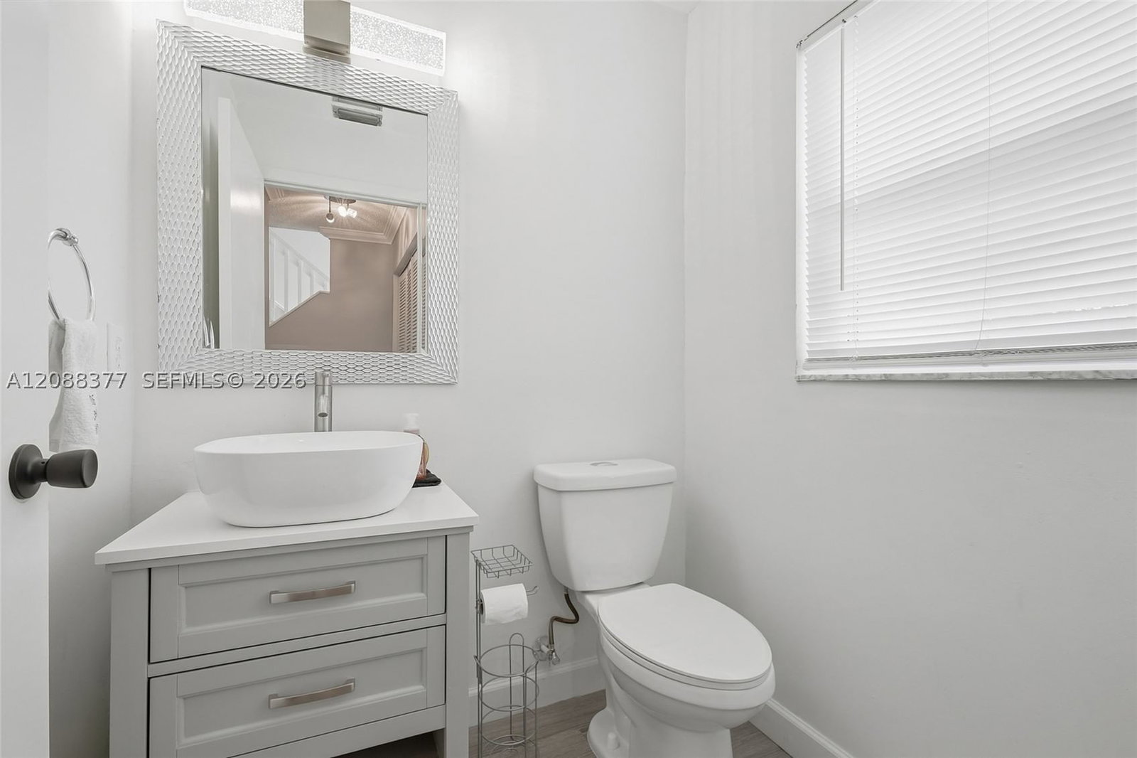 Real estate property located at 3724 107th Ter, Broward, Welleby Nw Quadrant, Sunrise, FL