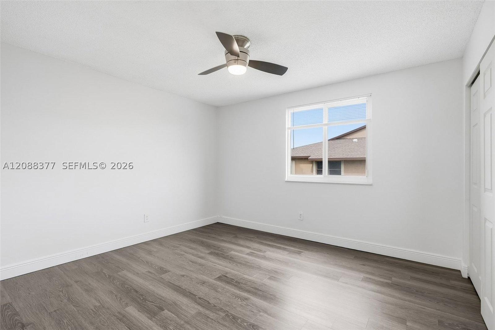 Real estate property located at 3724 107th Ter, Broward, Welleby Nw Quadrant, Sunrise, FL