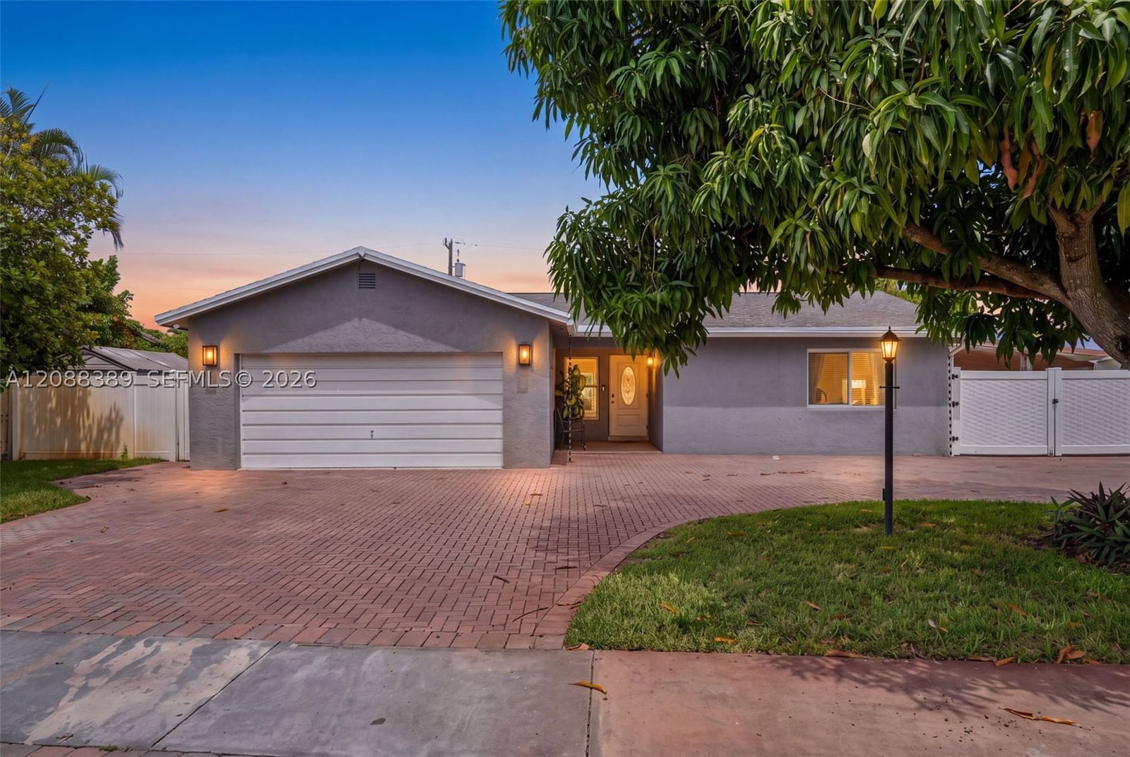 Real estate property located at 9341 16th Rd W, Palm Beach, Sandalfoot Cove Sec 11, Boca Raton, FL