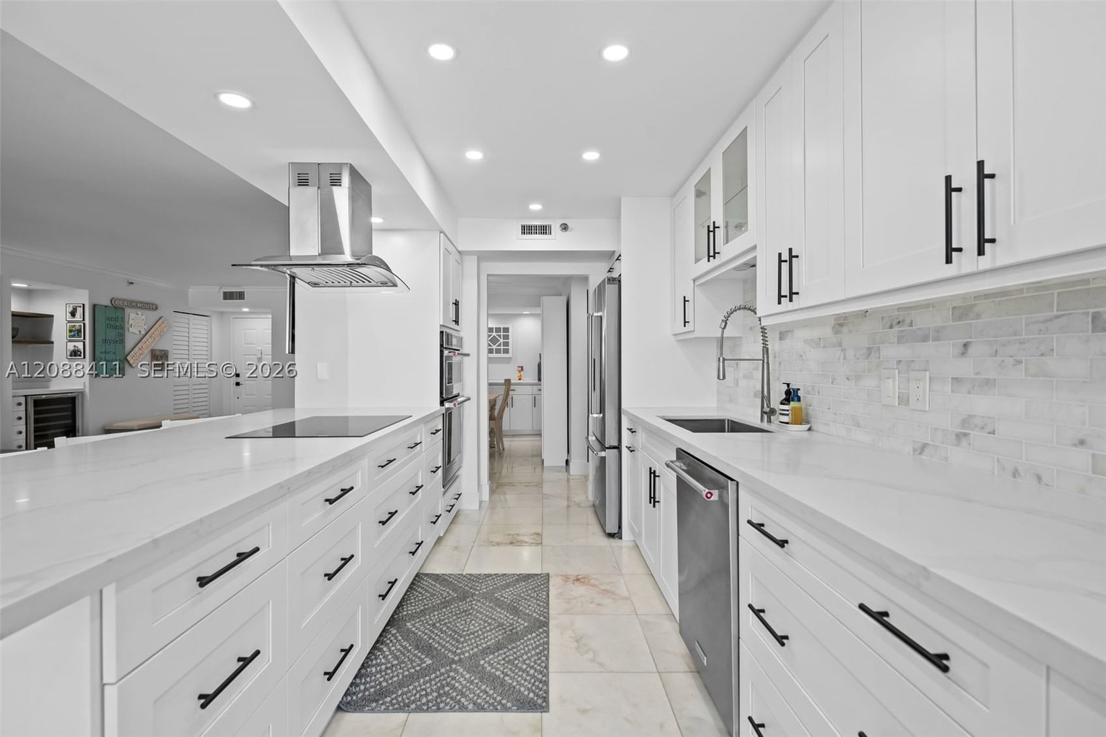 Real estate property located at 1201 Ocean Dr #1008N, Broward, Summit Condo, Hollywood, FL