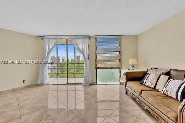 Real estate property located at 20400 Country Club Dr #711, Miami-dade, Biscaya Iv Condo, Aventura, FL