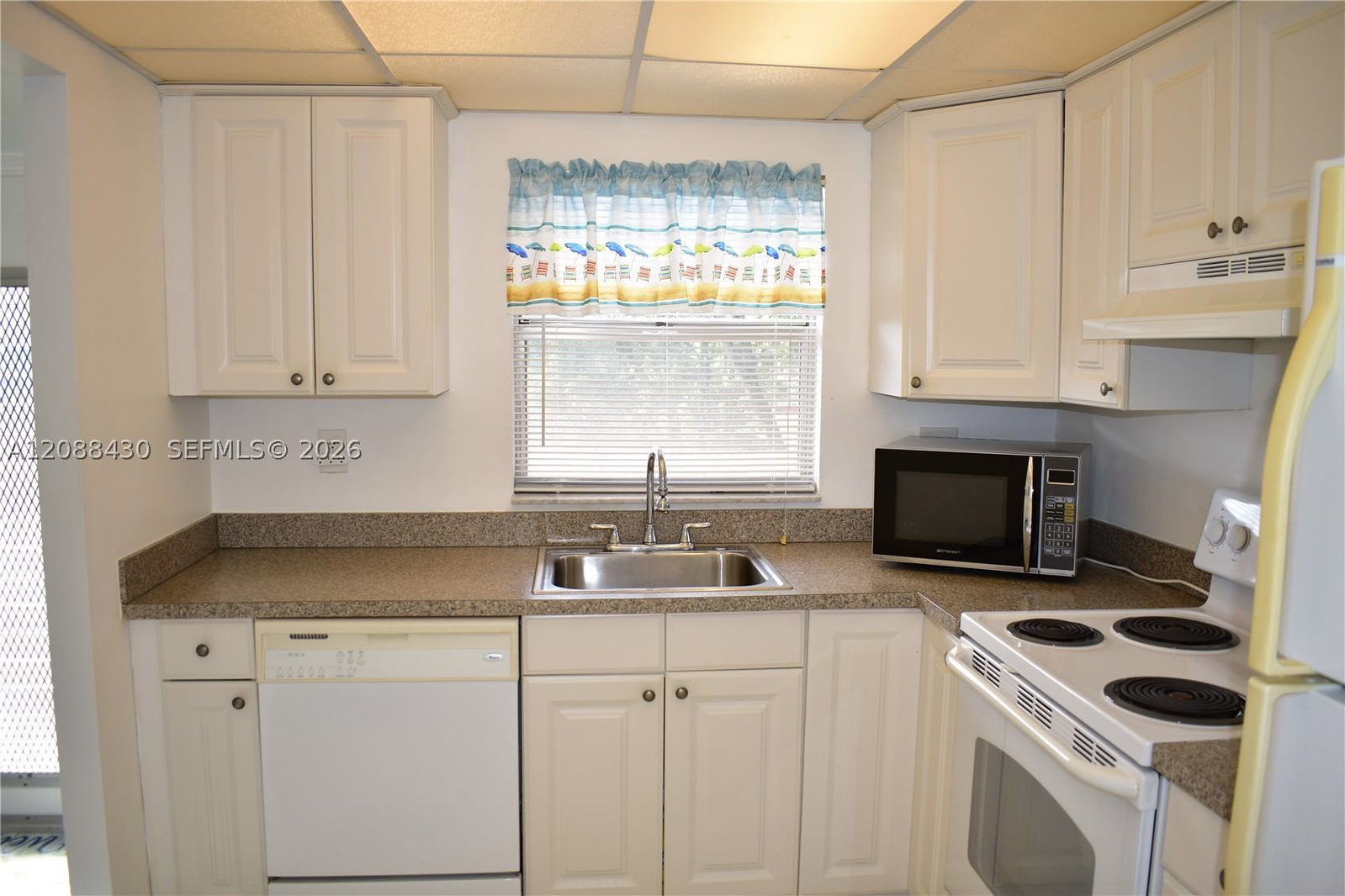 Real estate property located at 2761 Pine Island Rd #310, Broward, Sunrise Lakes 92 Condo, Sunrise, FL
