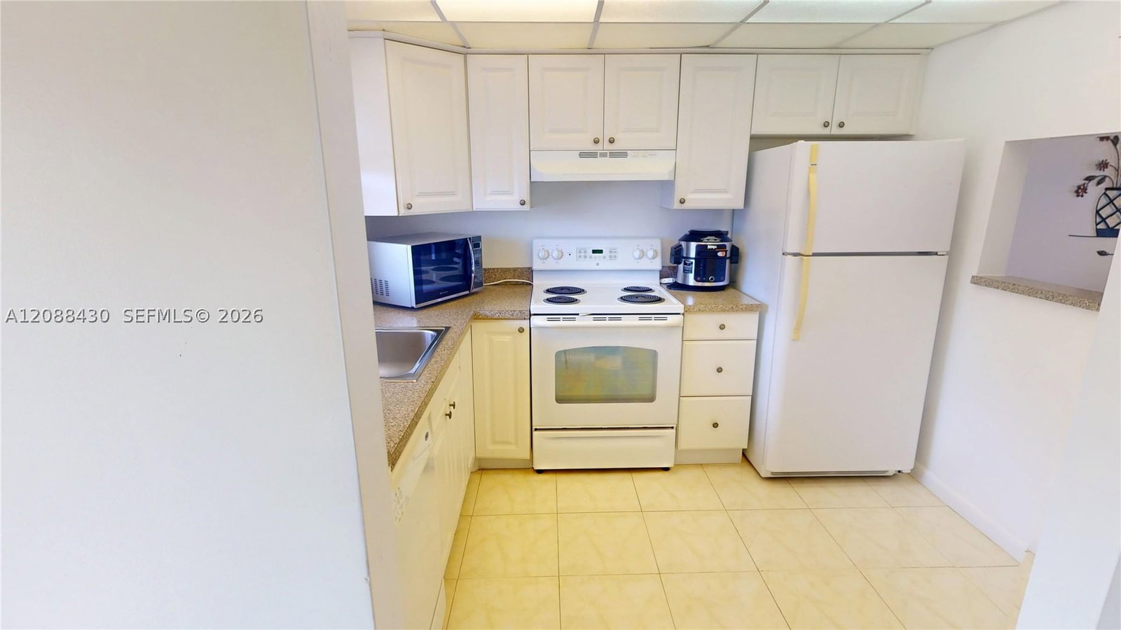 Real estate property located at 2761 Pine Island Rd #310, Broward, Sunrise Lakes 92 Condo, Sunrise, FL