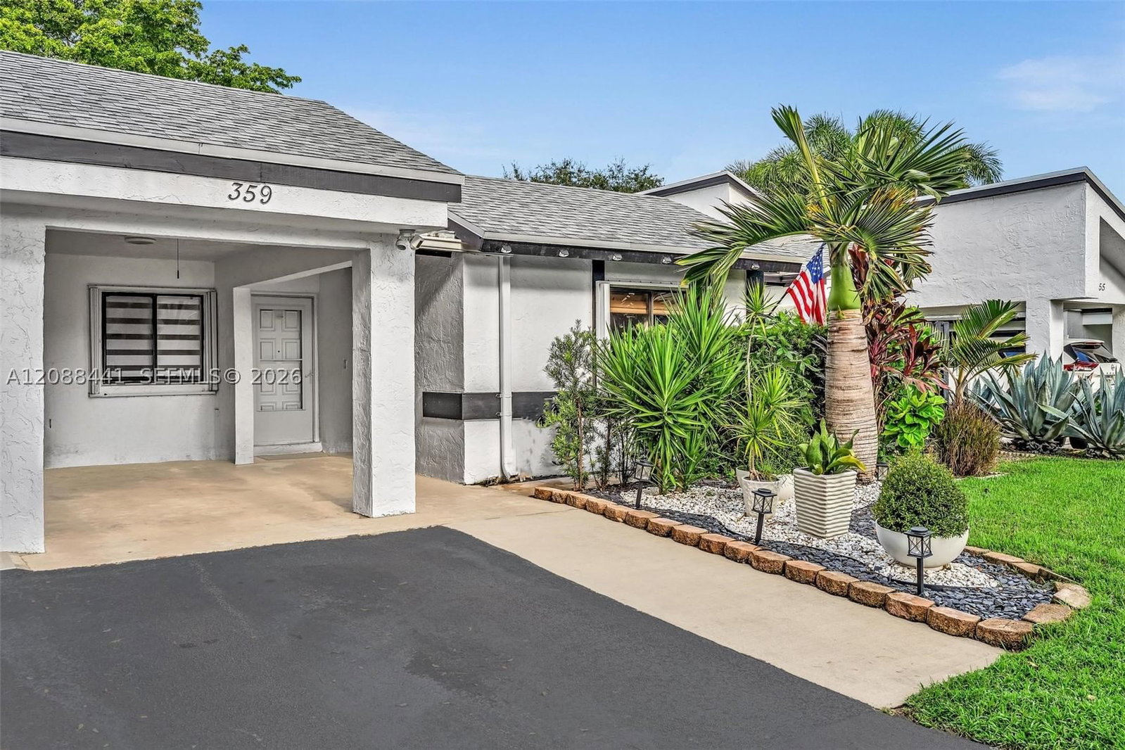 Real estate property located at 359 Fairway Cir #59, Broward, Villas At Bonaventure, Weston, FL
