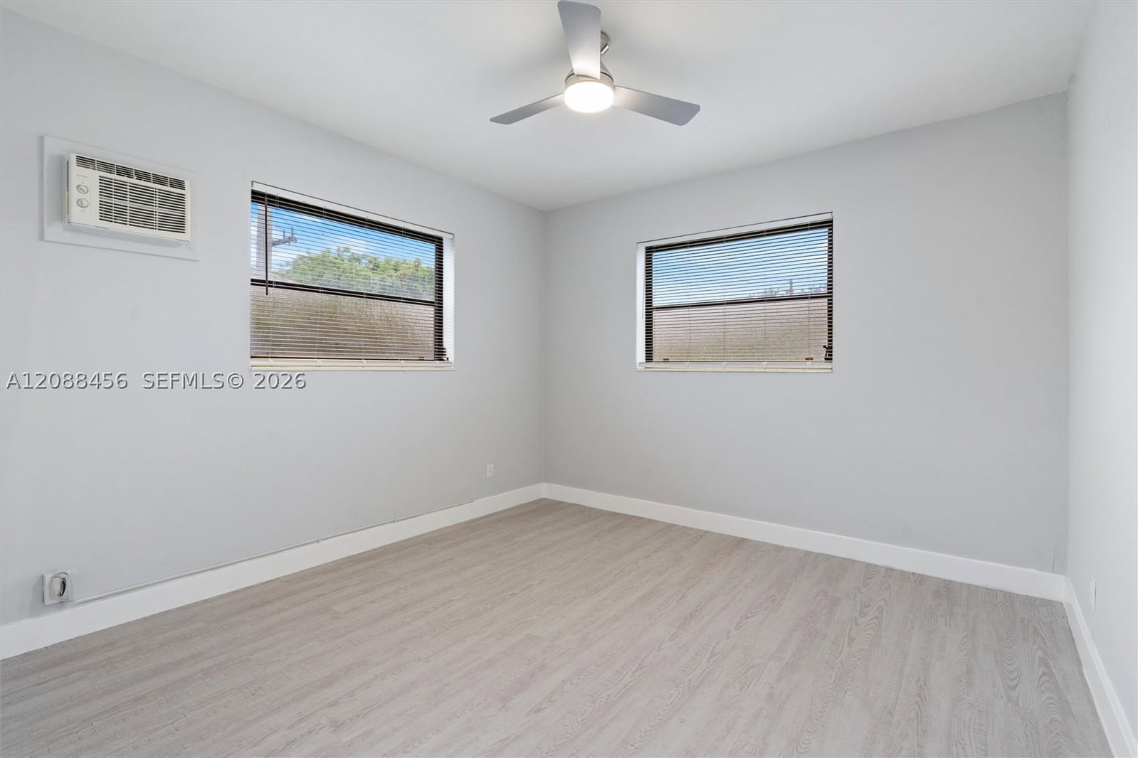 Real estate property located at 6405 Dawson St, Broward, Hollywood Heights Estates, Hollywood, FL