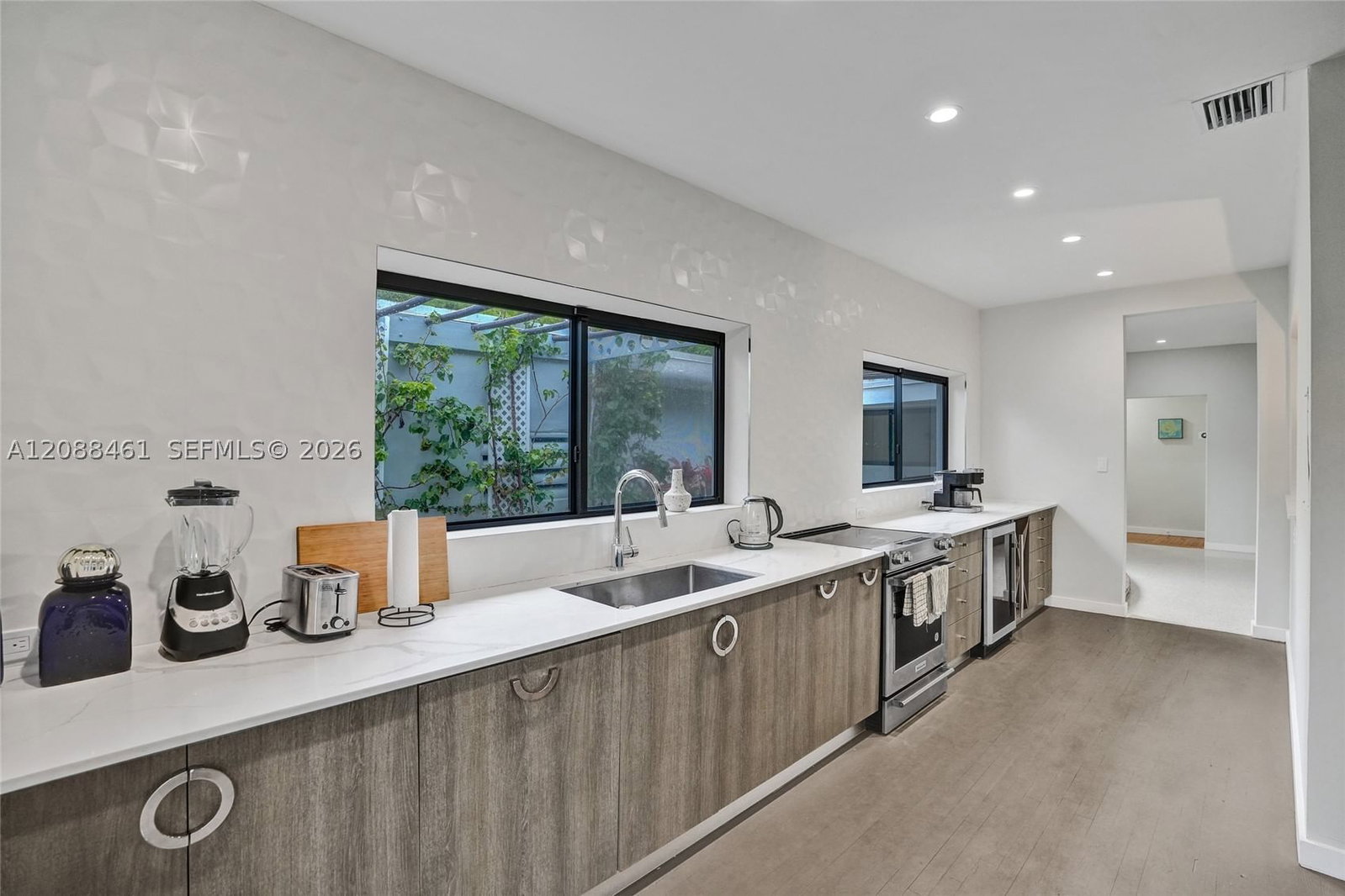 Real estate property located at 1064 97th St, Miami-dade, Rev Pl Miami Shores Sec 8, Miami Shores, FL