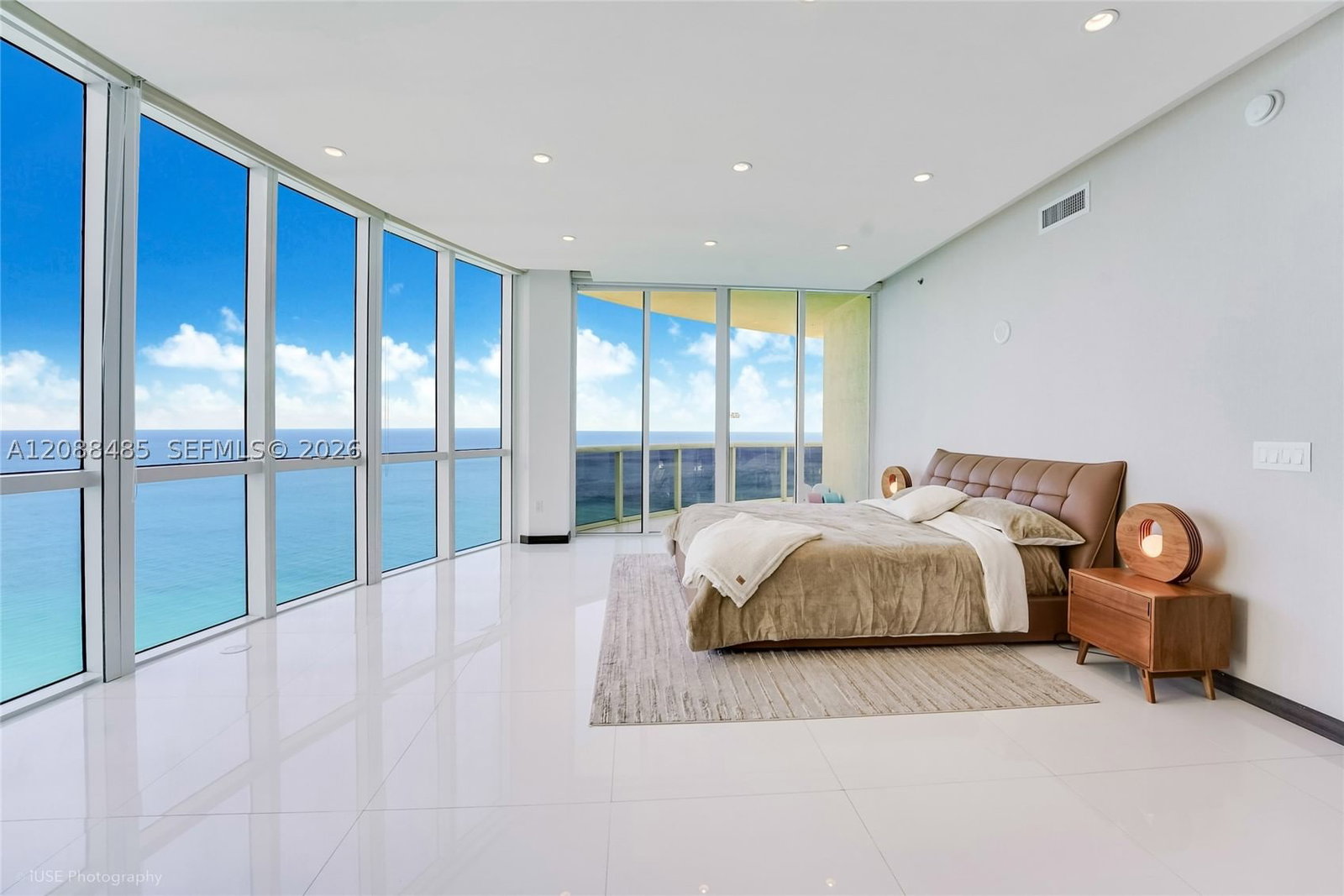 Real estate property located at 15901 Collins Ave #2701, Miami-dade, Tdr Tower Ii Condo, Sunny Isles Beach, FL