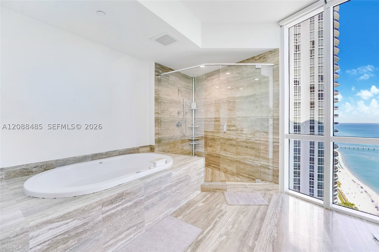 Real estate property located at 15901 Collins Ave #2701, Miami-dade, Tdr Tower Ii Condo, Sunny Isles Beach, FL