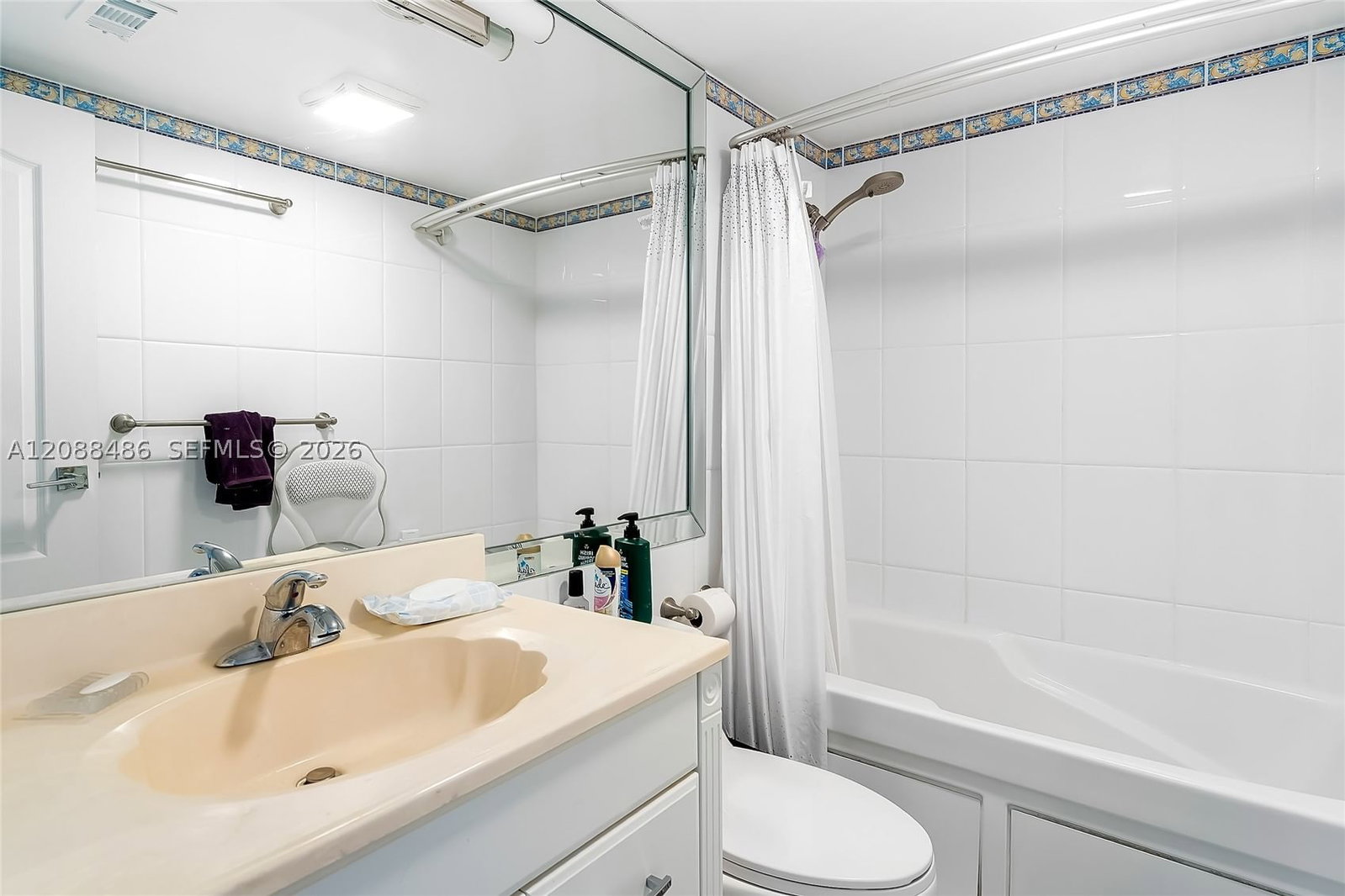 Real estate property located at 250 174th ST #1704, Miami-dade, Winston Towers 100 Condo, Sunny Isles Beach, FL