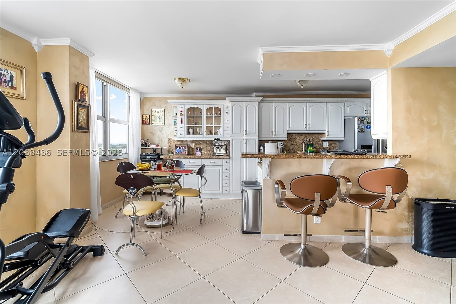 Real estate property located at 250 174th ST #1704, Miami-dade, Winston Towers 100 Condo, Sunny Isles Beach, FL