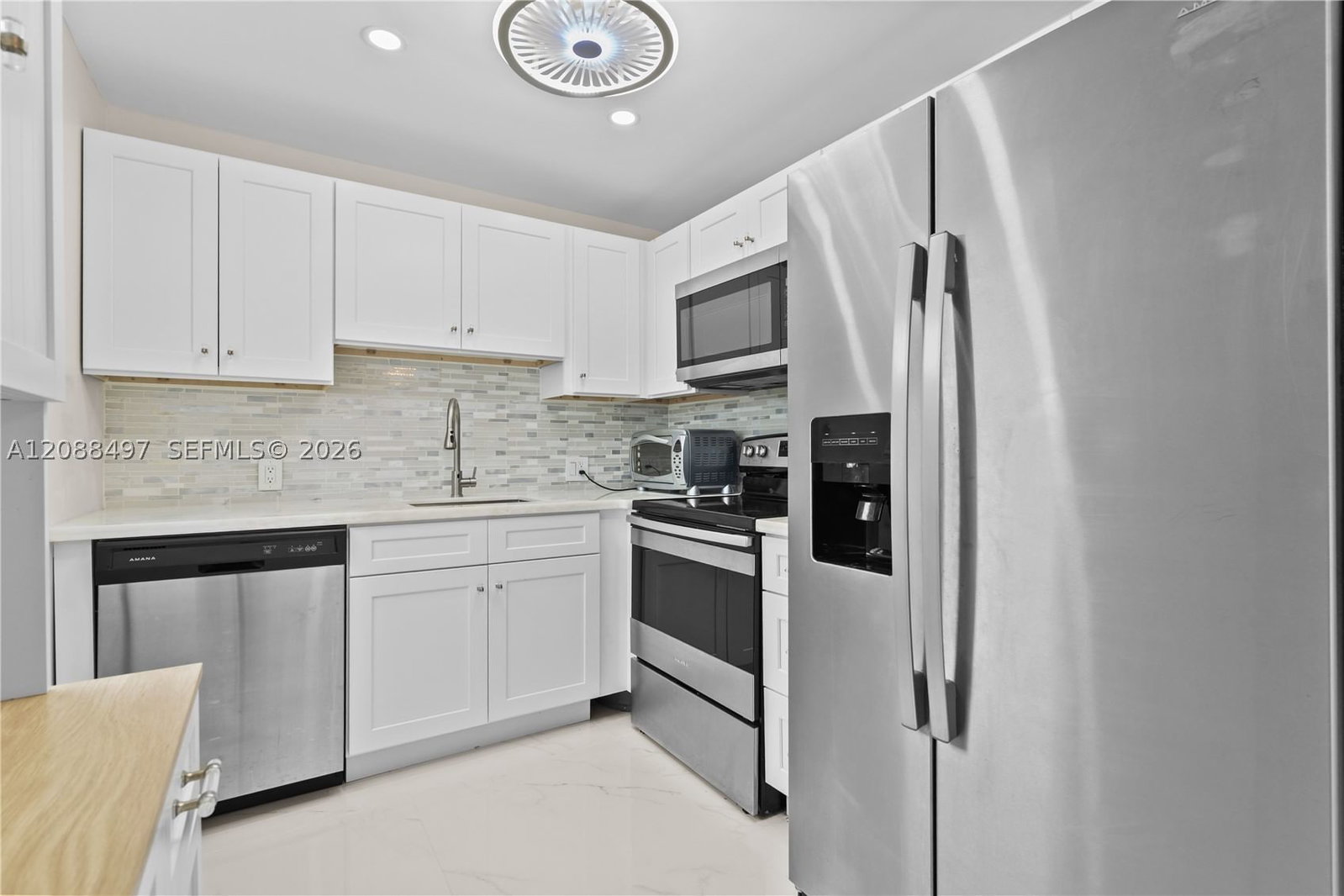 Real estate property located at 523 Fanshaw M #523, Palm Beach, Fanshaw At Century Villag, Boca Raton, FL