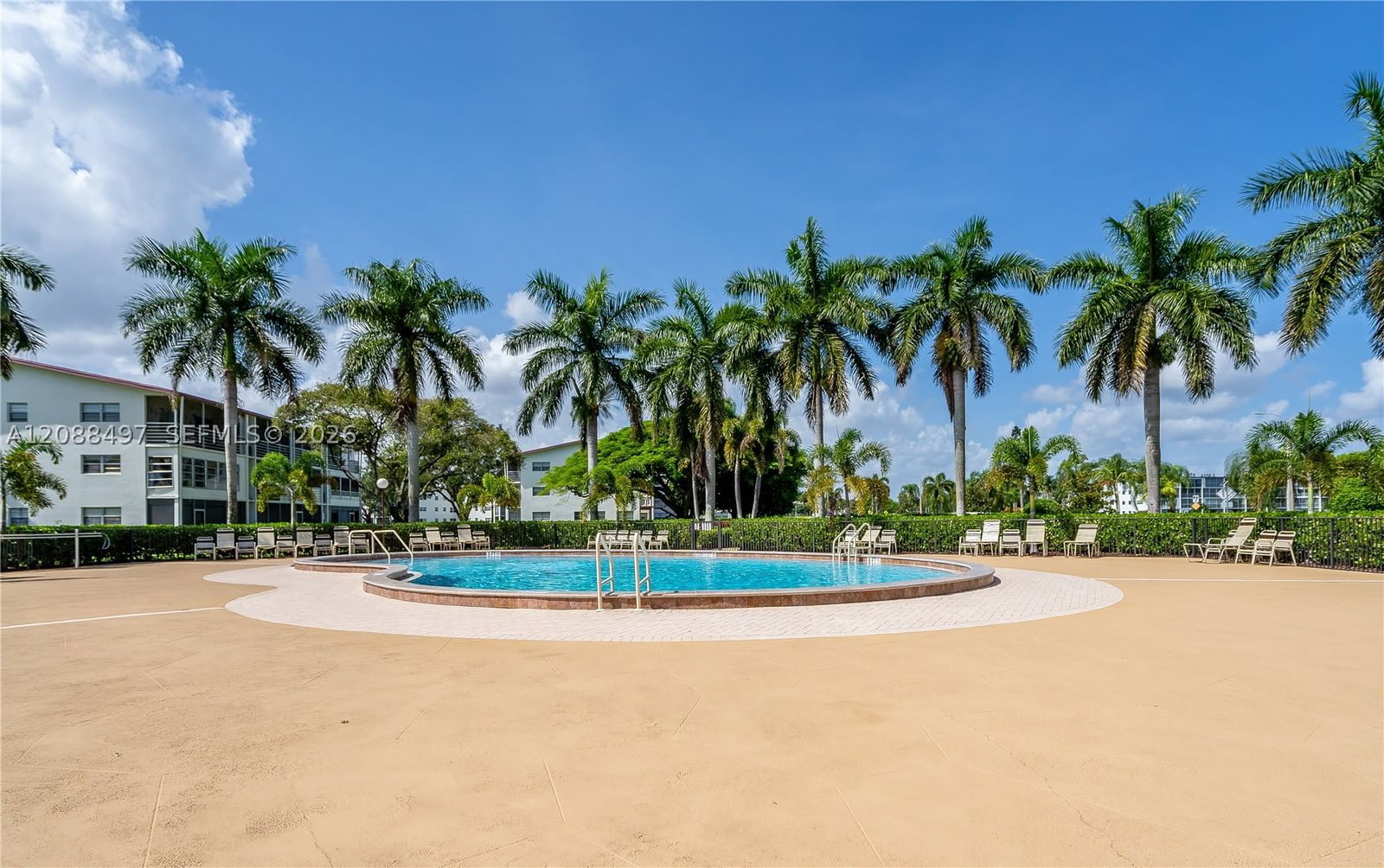 Real estate property located at 523 Fanshaw M #523, Palm Beach, Fanshaw At Century Villag, Boca Raton, FL