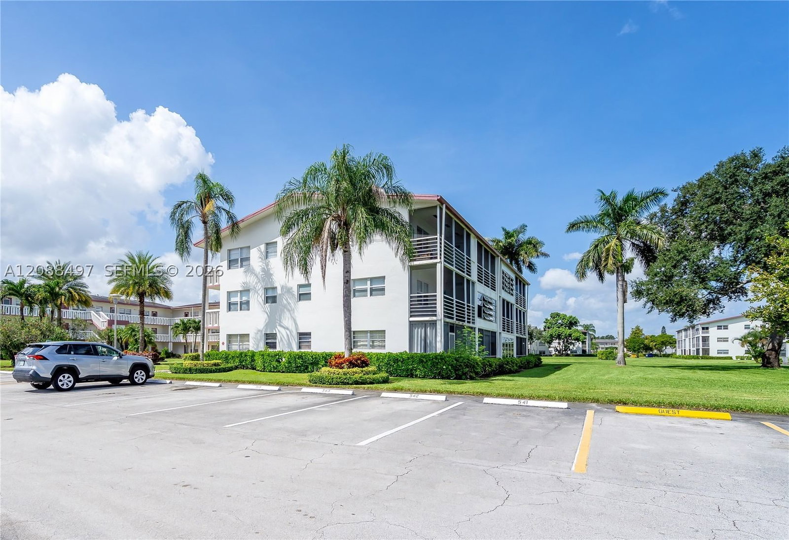 Real estate property located at 523 Fanshaw M #523, Palm Beach, Fanshaw At Century Villag, Boca Raton, FL