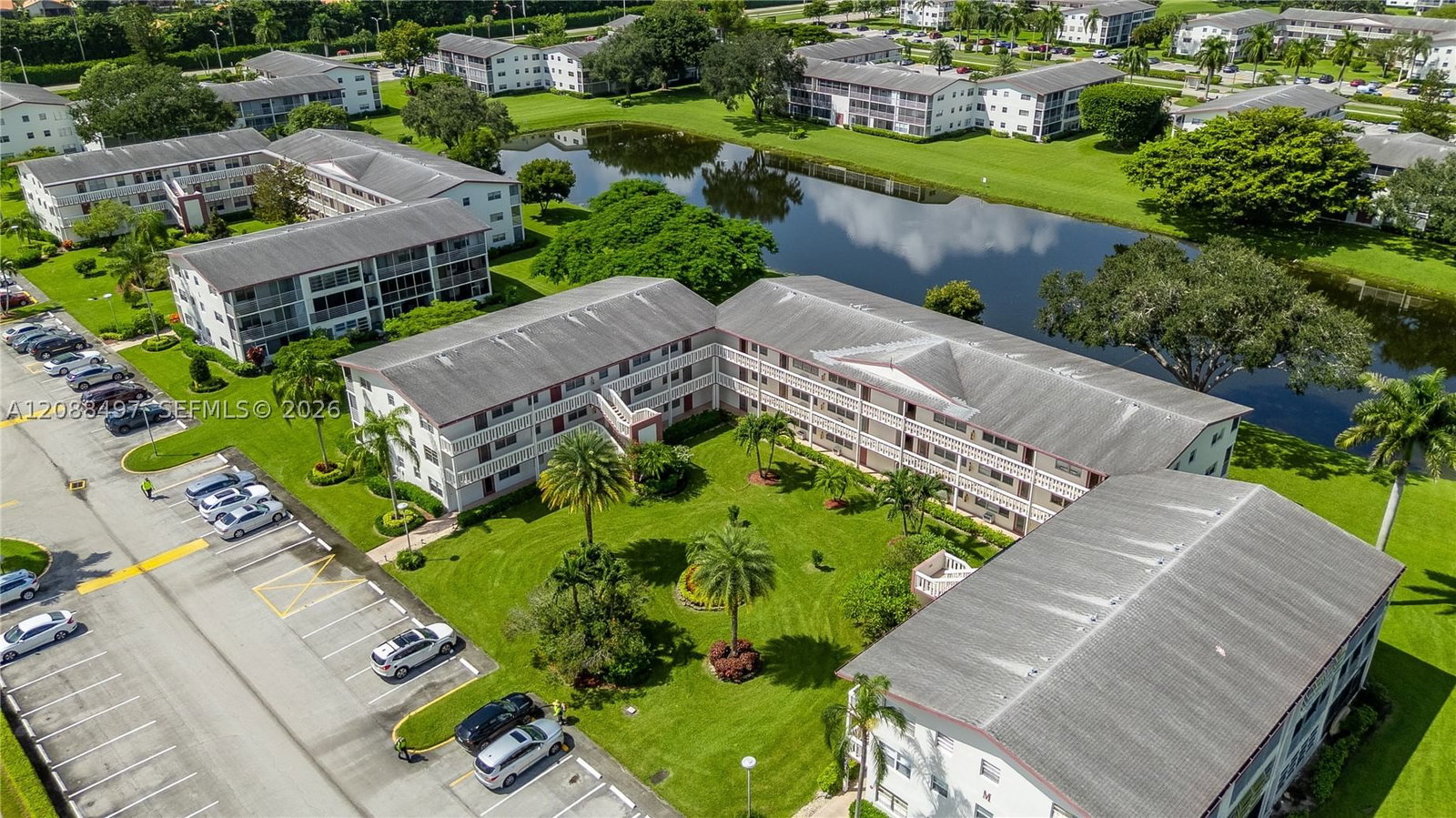 Real estate property located at 523 Fanshaw M #523, Palm Beach, Fanshaw At Century Villag, Boca Raton, FL