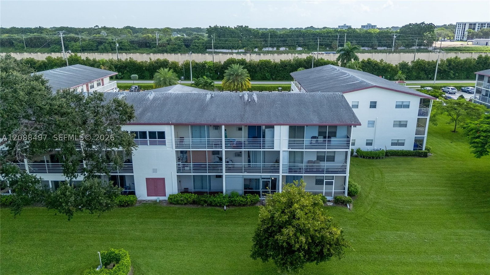 Real estate property located at 523 Fanshaw M #523, Palm Beach, Fanshaw At Century Villag, Boca Raton, FL