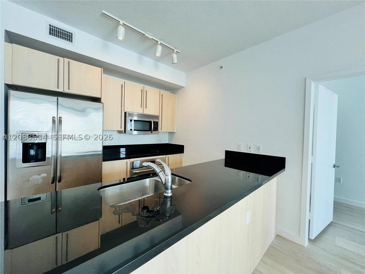 Real estate property located at 79 12th St #2310-S, Miami-dade, The Axis On Brickell Cond, Miami, FL