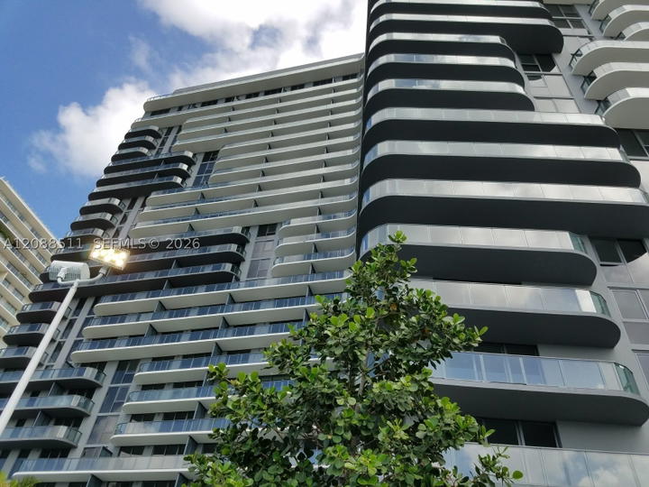 Real estate property located at 121 34 ST #811, Miami-dade, Hyde Midtown, Miami, FL