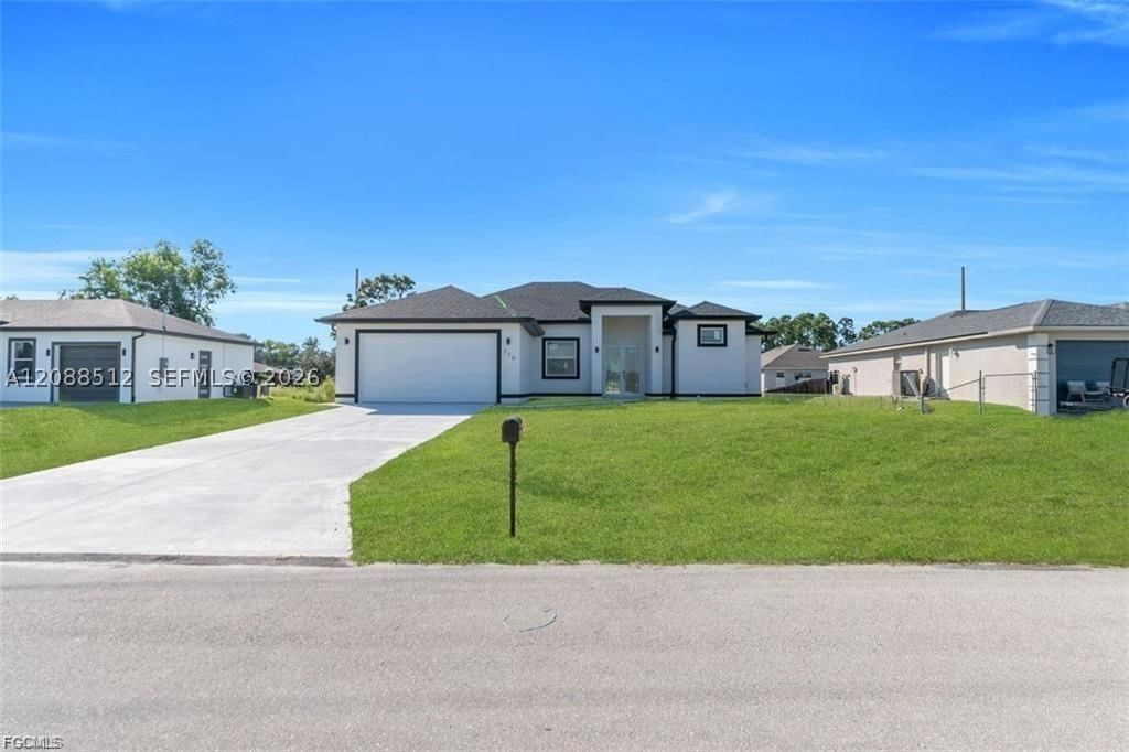 Real estate property located at 194 Bell Blvd S, Lee, Twin Lake Estates, Lehigh Acres, FL