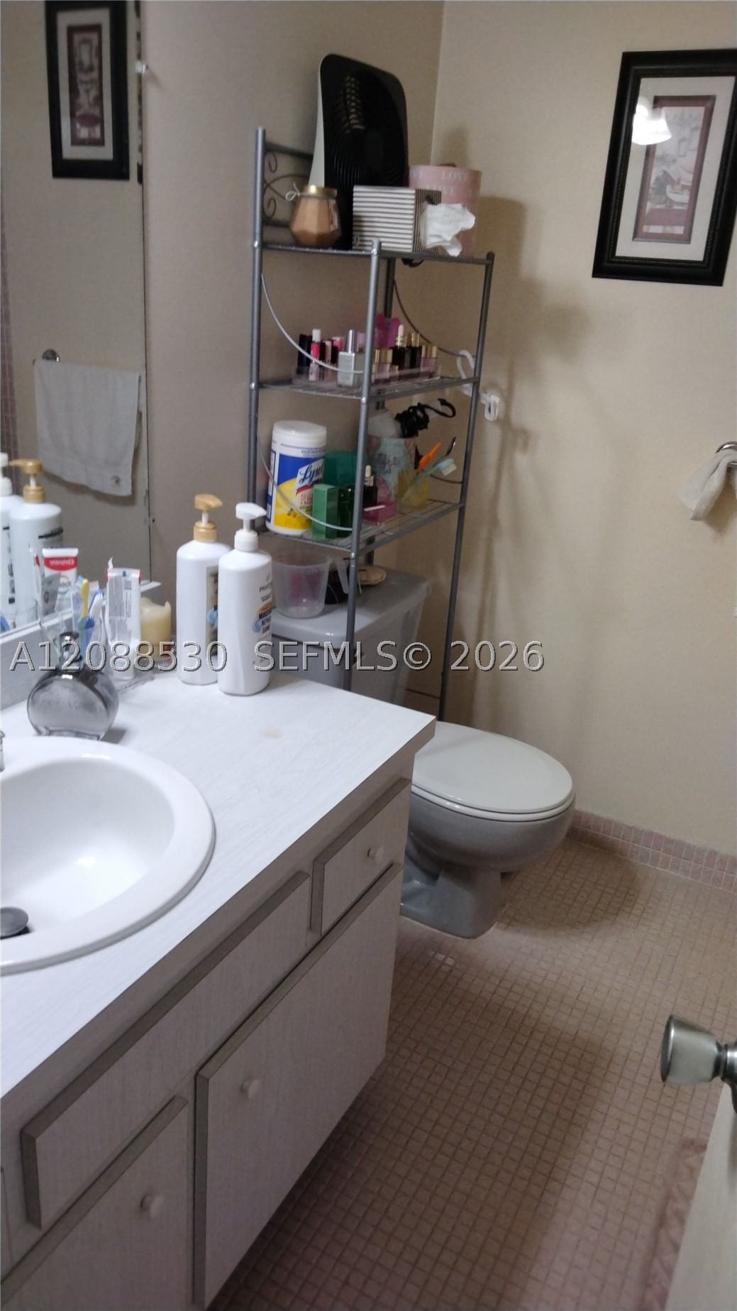 Real estate property located at 5300 Washington St #225G, Broward, Beverly Hills Condo, Hollywood, FL