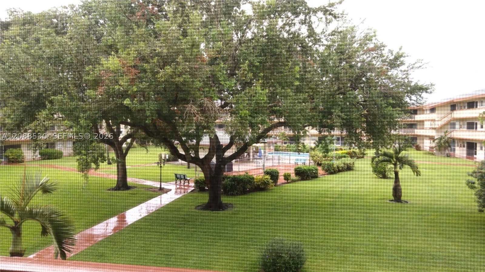 Real estate property located at 5300 Washington St #225G, Broward, Beverly Hills Condo, Hollywood, FL