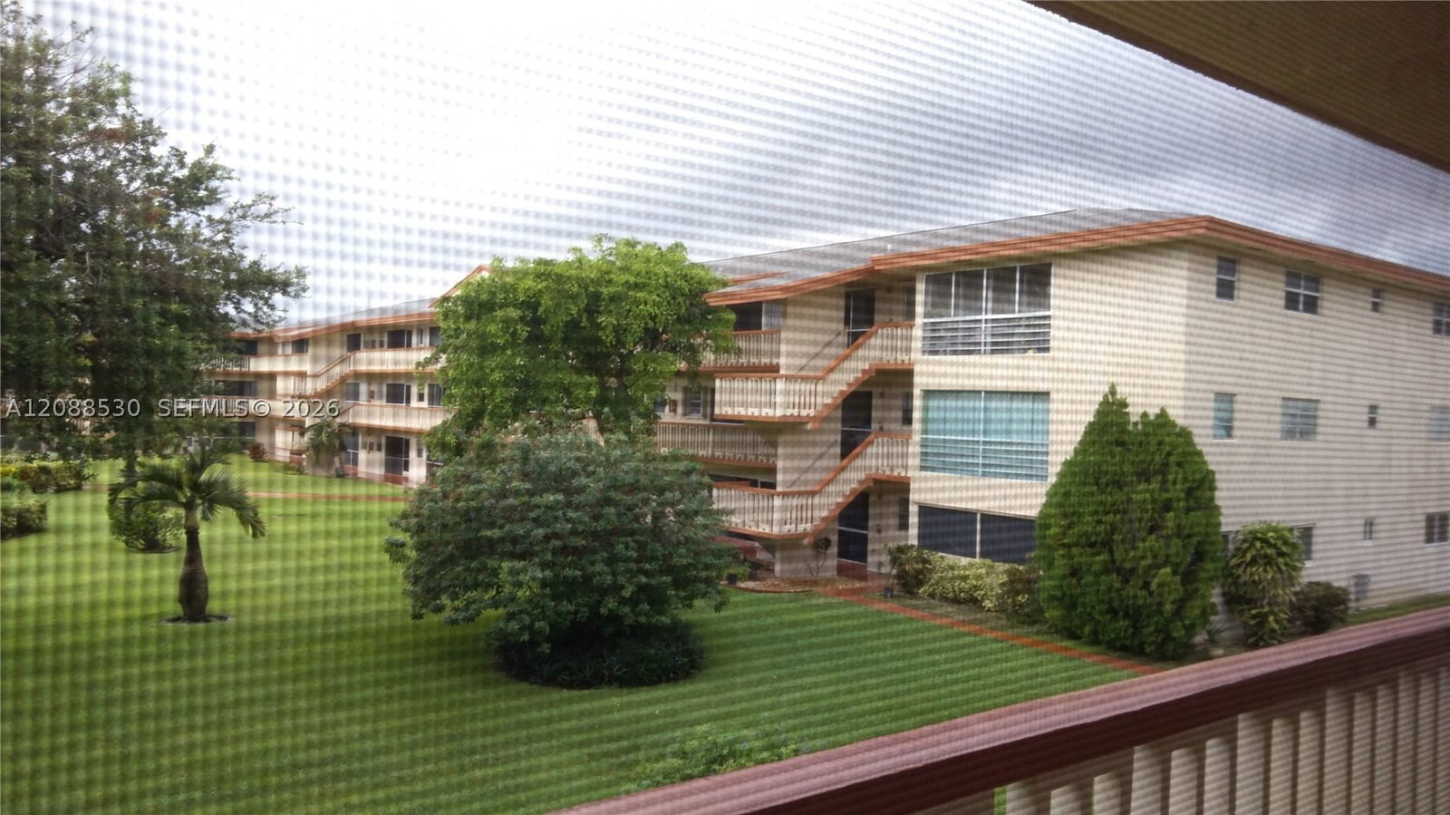 Real estate property located at 5300 Washington St #225G, Broward, Beverly Hills Condo, Hollywood, FL