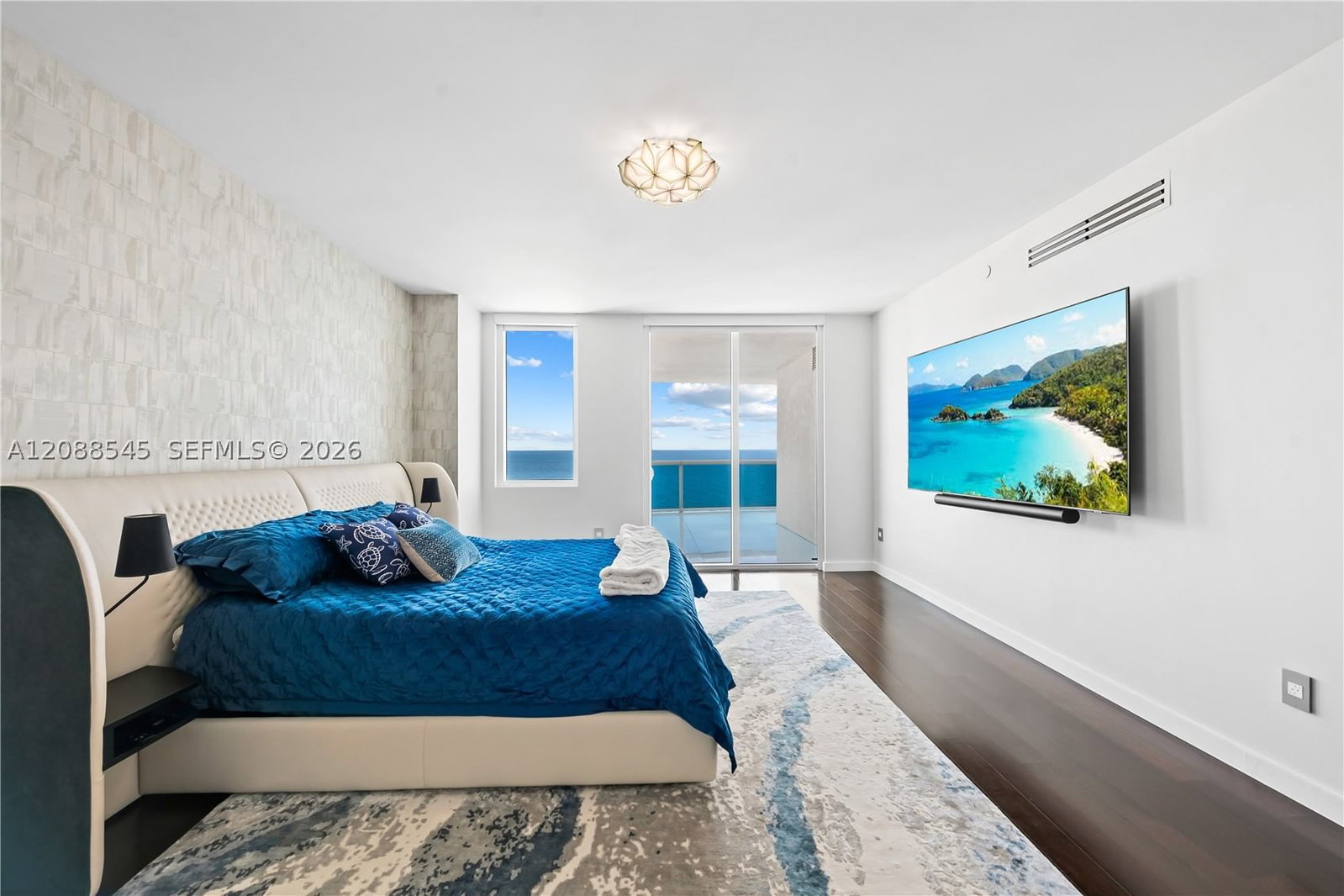 Real estate property located at 2711 Ocean Dr #1902, Broward, 2711 Hollywood Beach Cond, Hollywood, FL