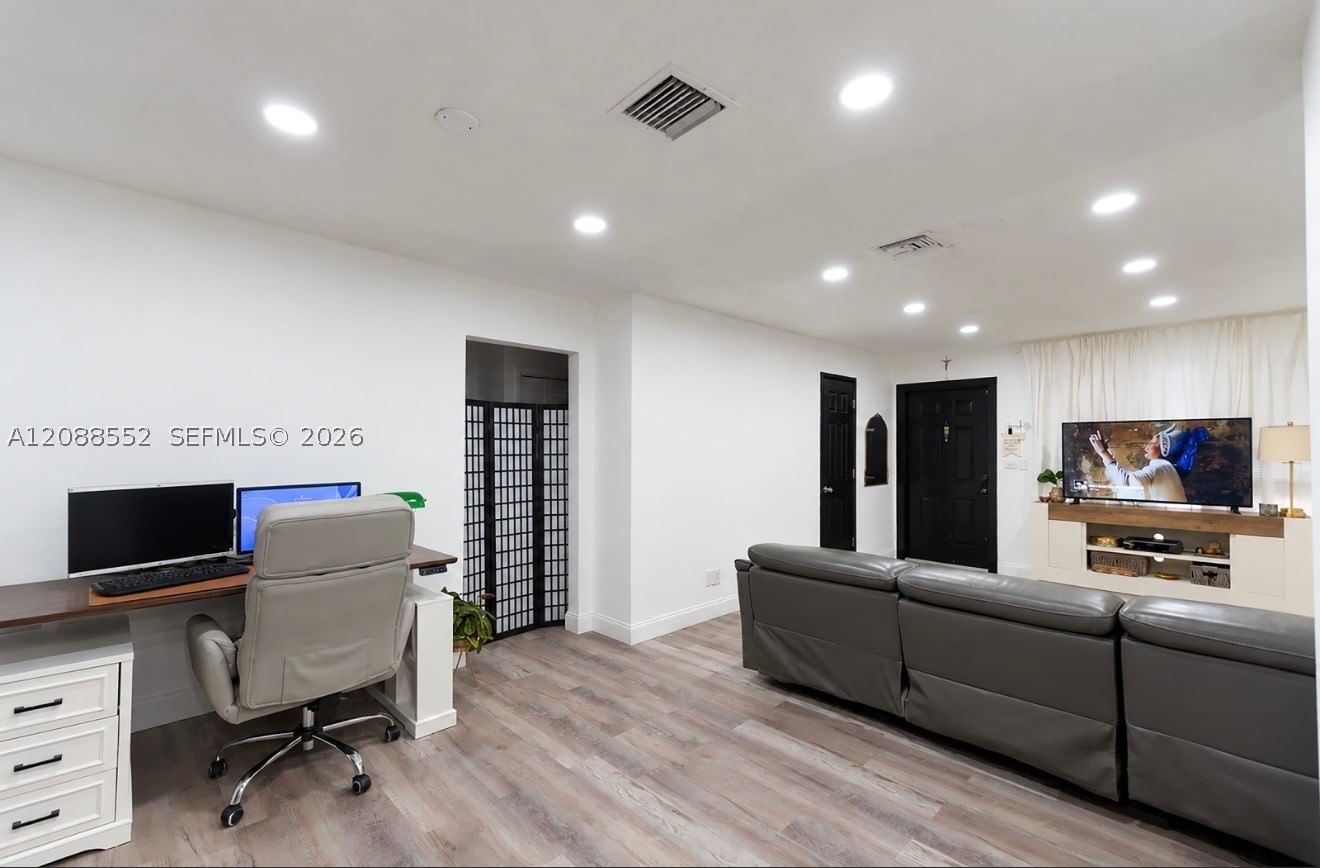 Real estate property located at 7551 Polk St, Broward, Boulevard Heights Sec 1, Hollywood, FL