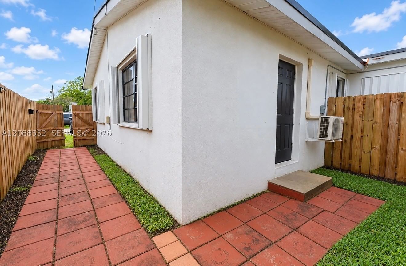 Real estate property located at 7551 Polk St, Broward, Boulevard Heights Sec 1, Hollywood, FL