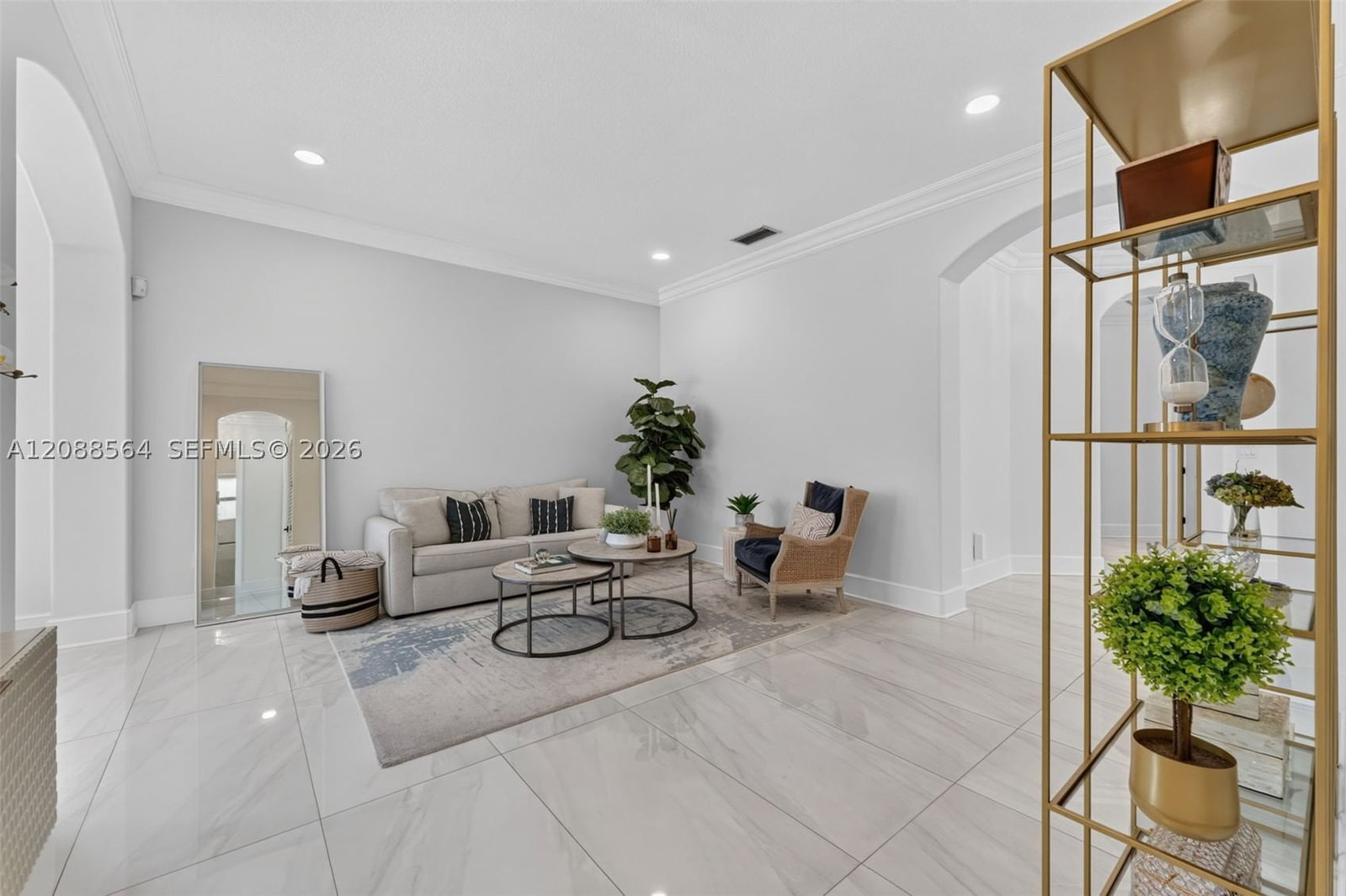 Real estate property located at 14940 89th Ave, Miami-dade, Genesis Gardens, Miami Lakes, FL