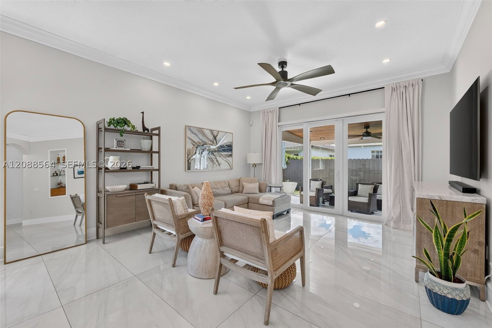 Real estate property located at 14940 89th Ave, Miami-dade, Genesis Gardens, Miami Lakes, FL