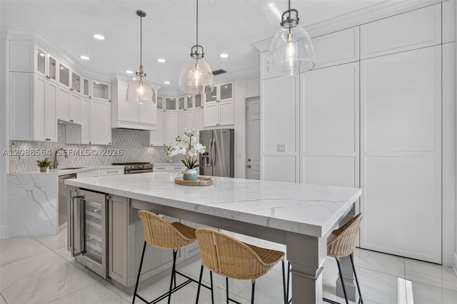 Real estate property located at 14940 89th Ave, Miami-dade, Genesis Gardens, Miami Lakes, FL