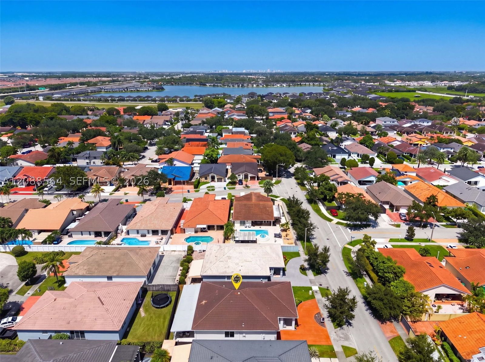 Real estate property located at 14940 89th Ave, Miami-dade, Genesis Gardens, Miami Lakes, FL