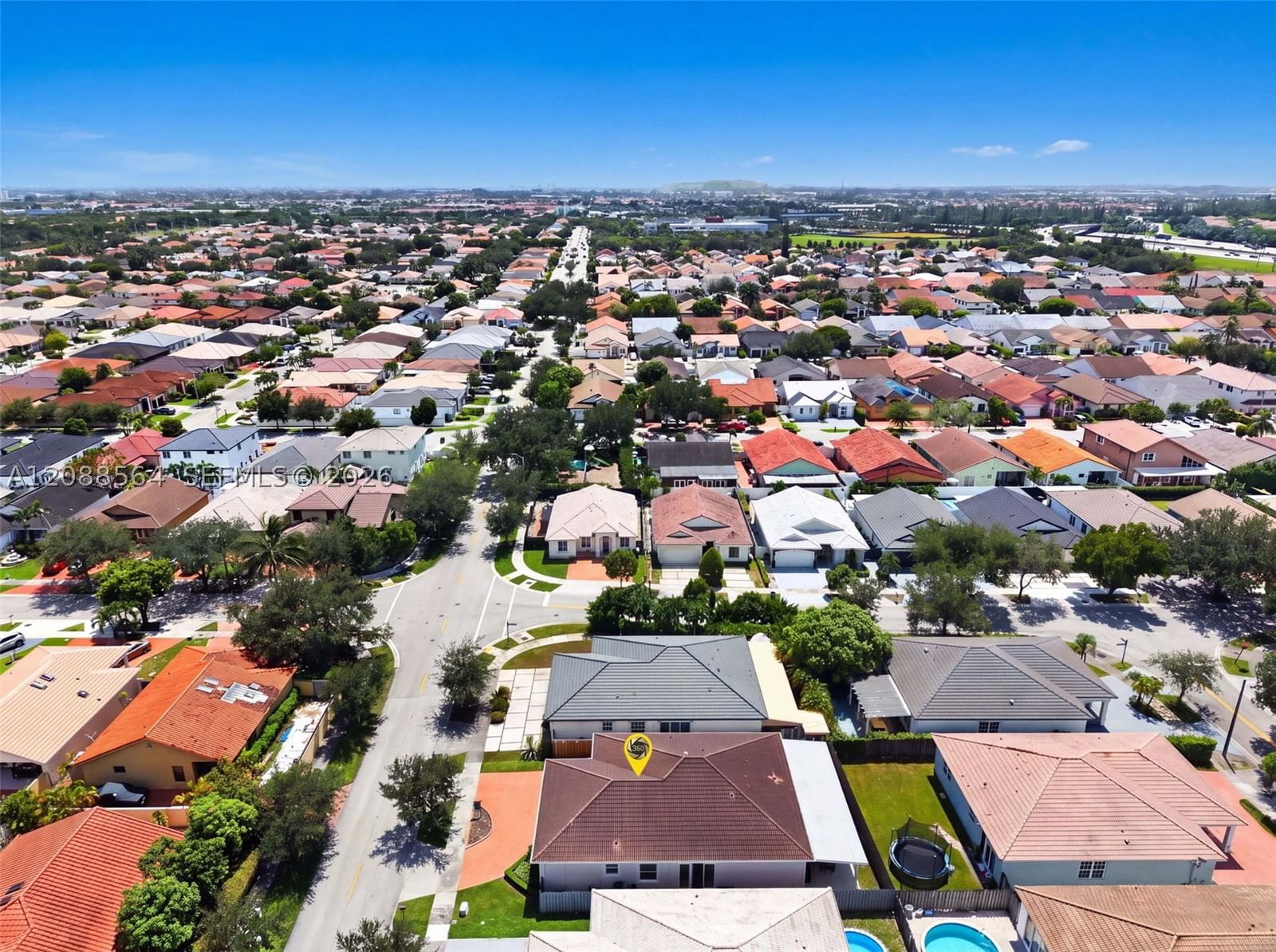 Real estate property located at 14940 89th Ave, Miami-dade, Genesis Gardens, Miami Lakes, FL