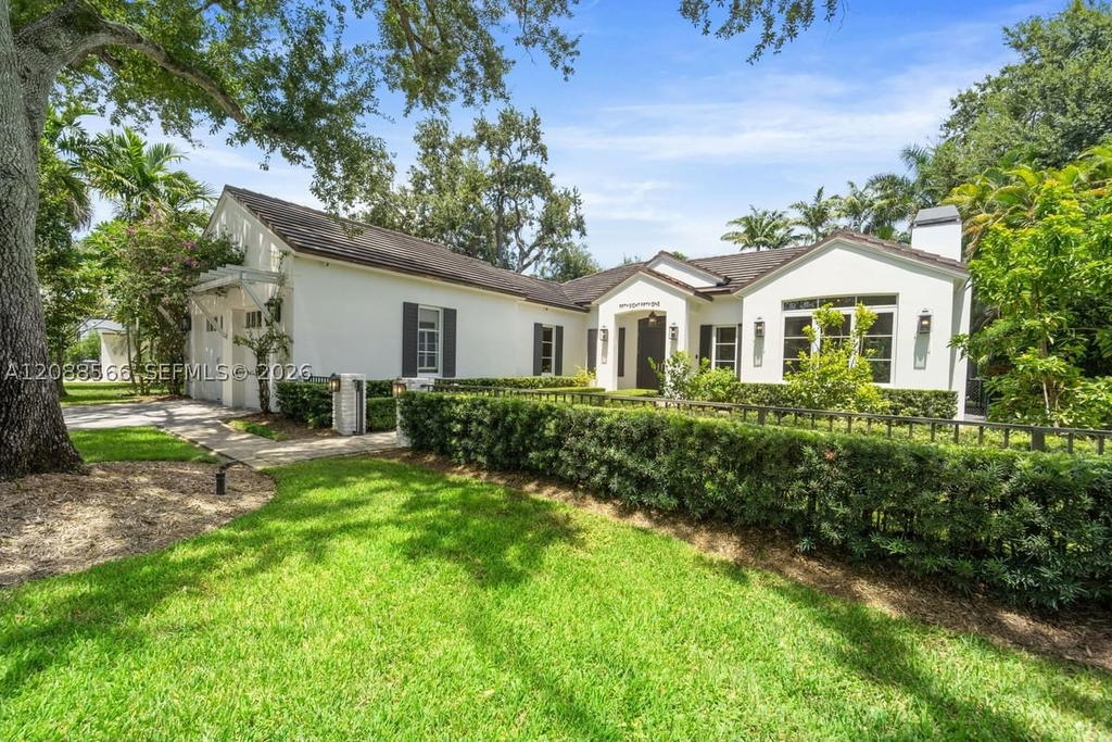 Real estate property located at 5851 77th Ter, Miami-dade, Fairglade Park, South Miami, FL