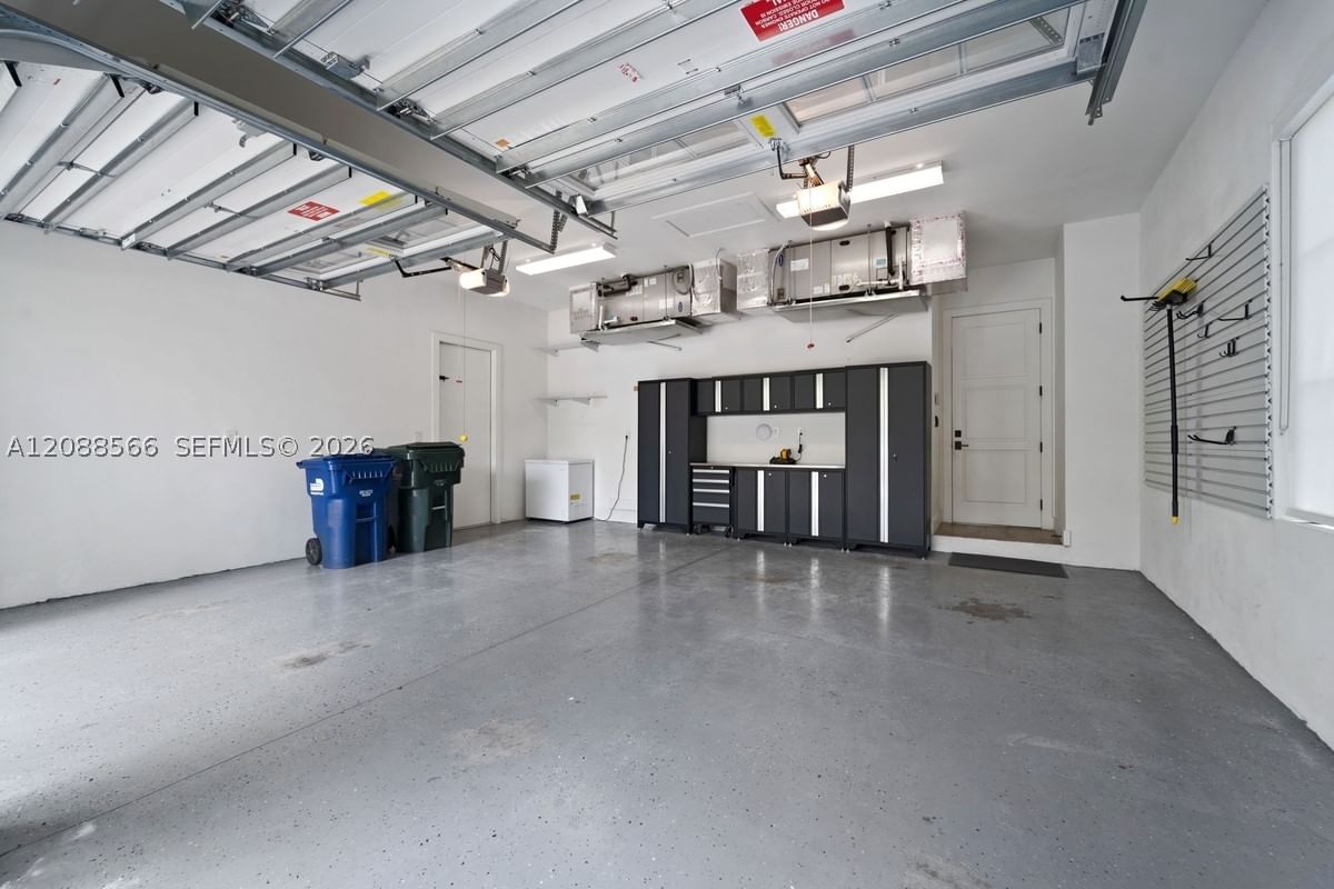 Real estate property located at 5851 77th Ter, Miami-dade, Fairglade Park, South Miami, FL