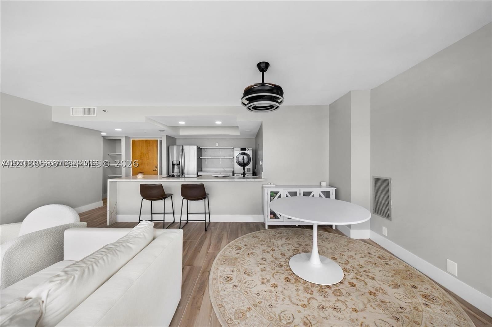 Real estate property located at 7601 Treasure Dr #1722, Miami-dade, The Grandview Palace Cond, North Bay Village, FL