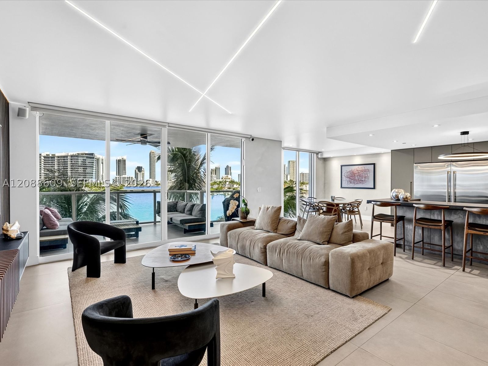 Real estate property located at 3201 183rd St #402, Miami-dade, The Peninsula Condo, Aventura, FL