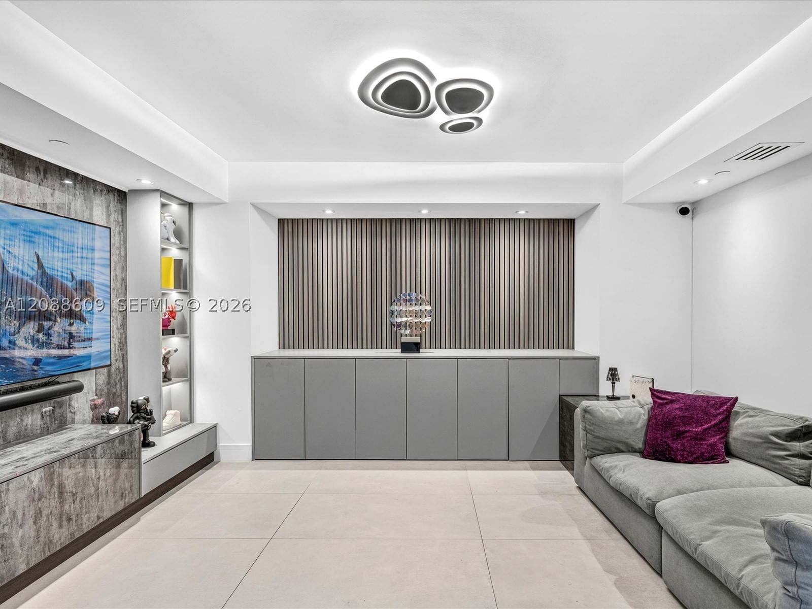 Real estate property located at 3201 183rd St #402, Miami-dade, The Peninsula Condo, Aventura, FL