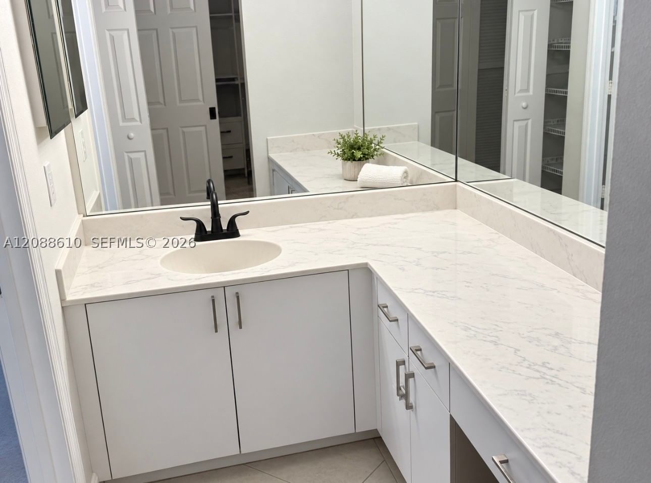 Real estate property located at 7384 Granada Way, Broward, Palm Island Plat 2, Margate, FL