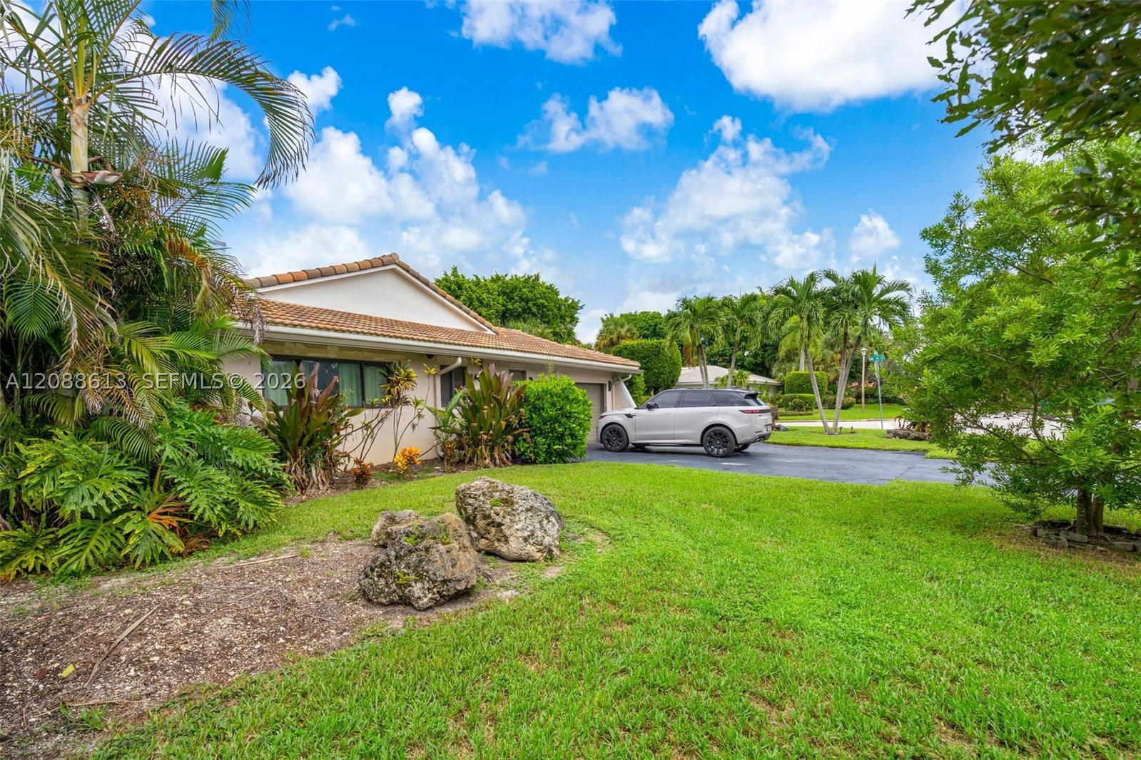 Real estate property located at 9900 14th Ct, Broward, Maplewood, Coral Springs, FL