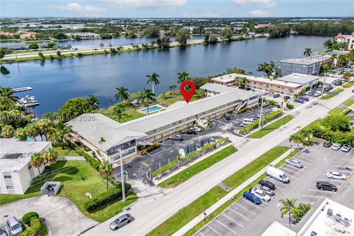 Real estate property located at 960 Crystal Lake Dr #112, Broward, Crystal Lake 960 Condo, Deerfield Beach, FL