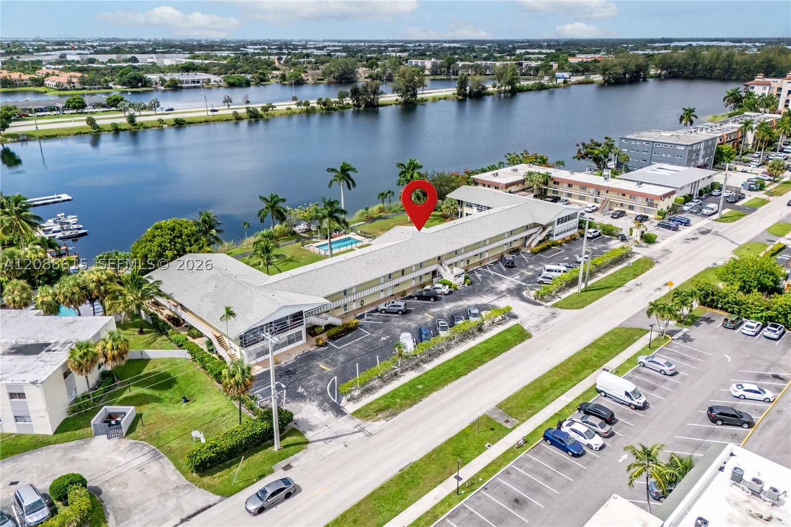Real estate property located at 960 Crystal Lake Dr #112, Broward, Crystal Lake 960 Condo, Deerfield Beach, FL