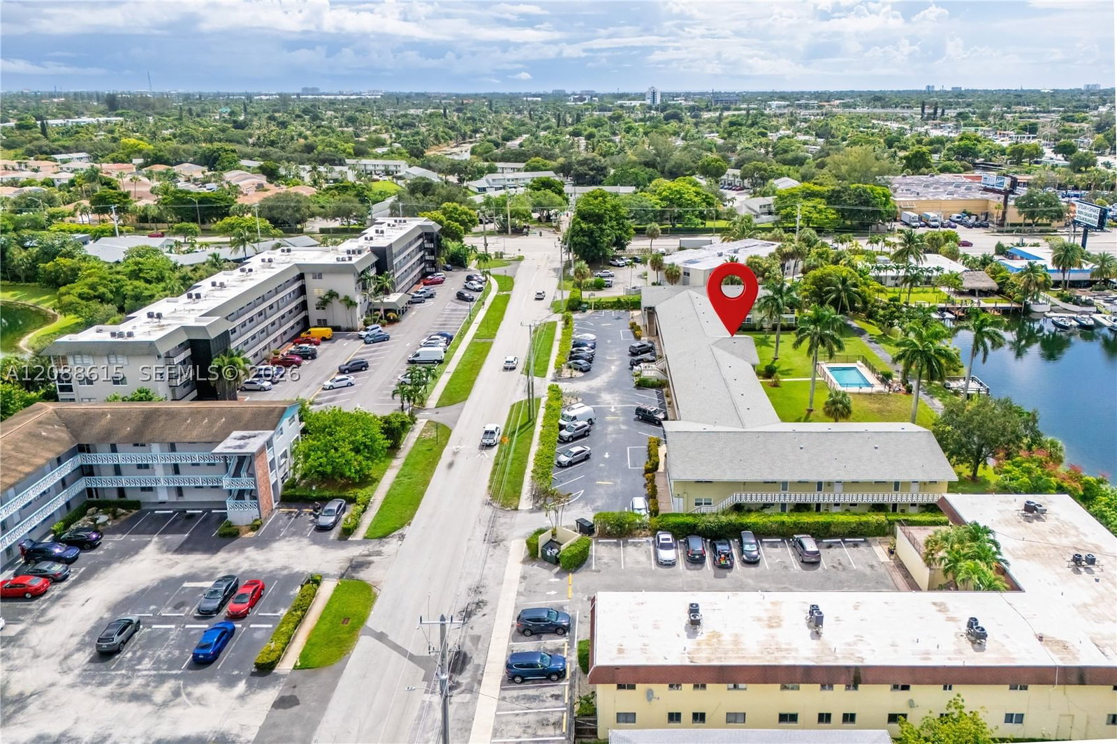 Real estate property located at 960 Crystal Lake Dr #112, Broward, Crystal Lake 960 Condo, Deerfield Beach, FL