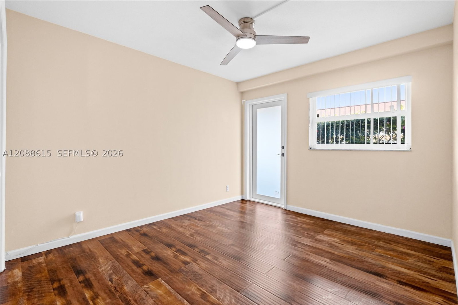 Real estate property located at 960 Crystal Lake Dr #112, Broward, Crystal Lake 960 Condo, Deerfield Beach, FL