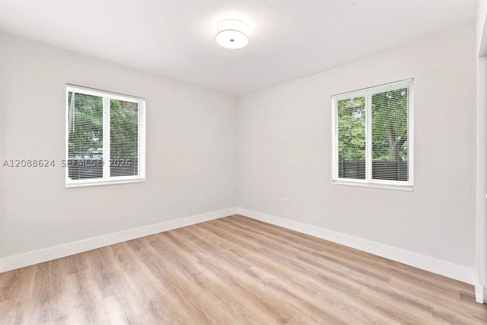Real estate property located at 380 130th St, Miami-dade, Overbrook Shores No 3, North Miami, FL