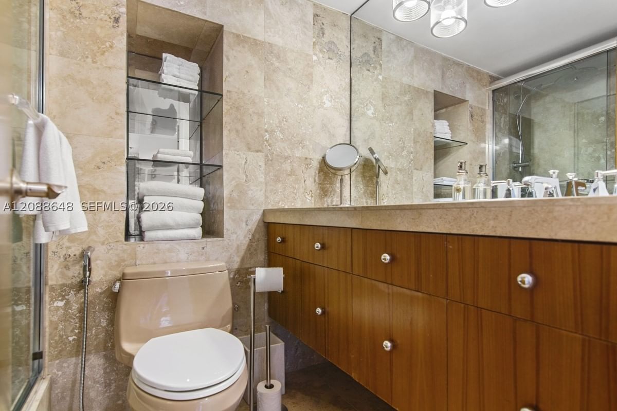 Real estate property located at 100 LINCOLN RD #748, Miami-dade, The Decoplage Condo, Miami Beach, FL