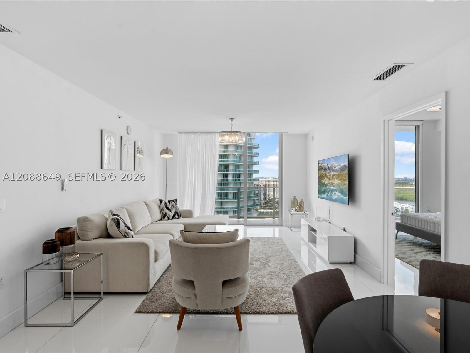 Real estate property located at 300 Sunny Isles Blvd #4-2506, Miami-dade, Parque Towers Condo, Sunny Isles Beach, FL