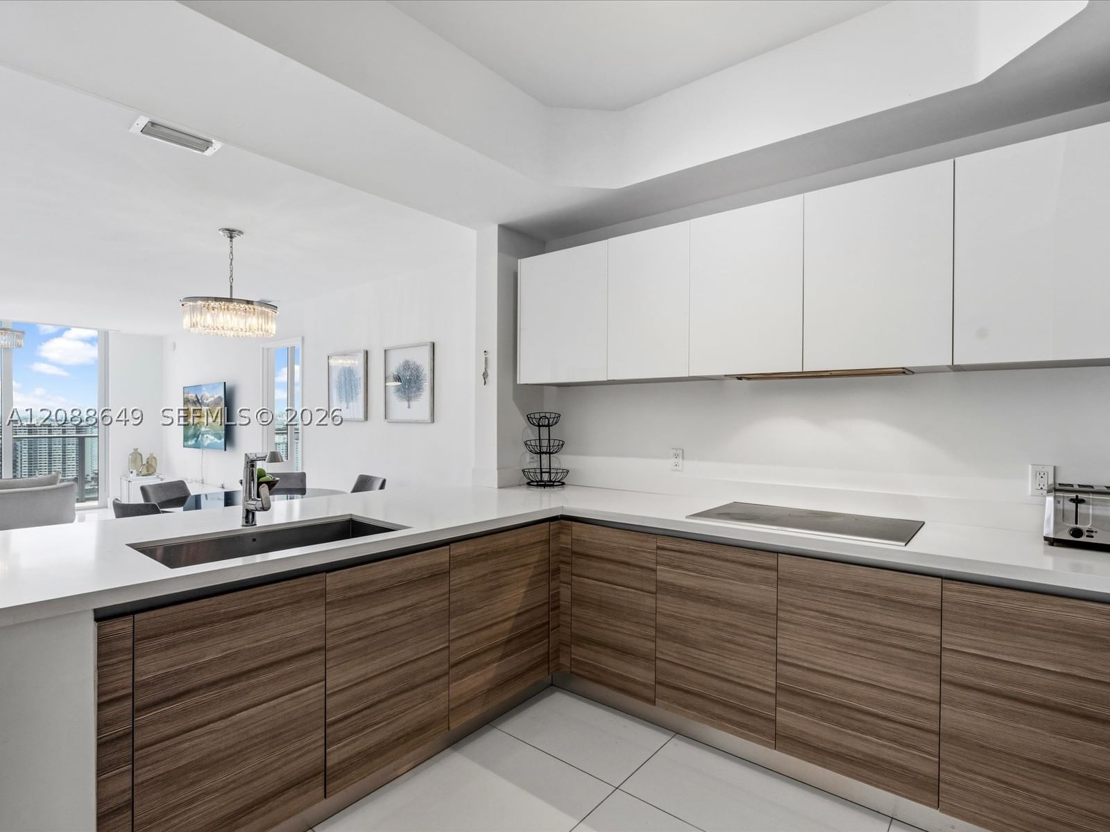 Real estate property located at 300 Sunny Isles Blvd #4-2506, Miami-dade, Parque Towers Condo, Sunny Isles Beach, FL